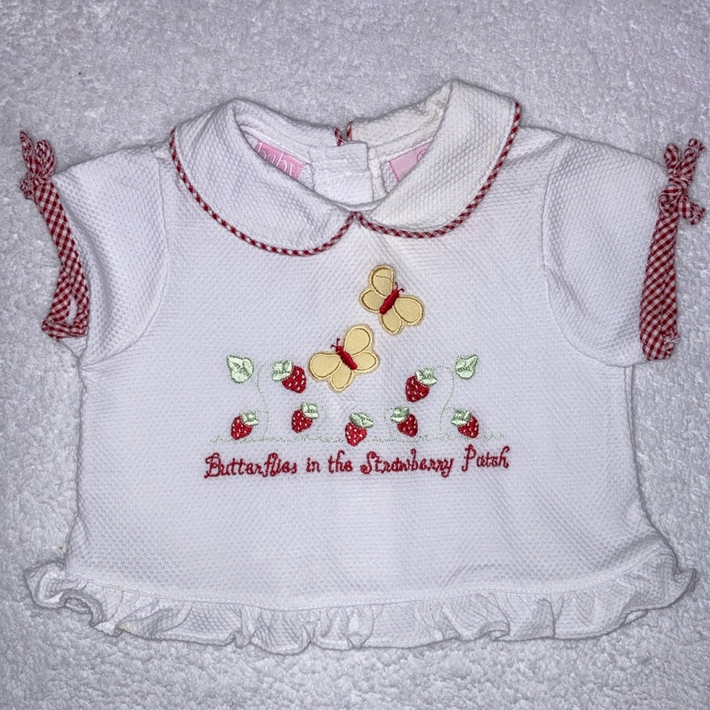 Baby Q Butterflies in the Strawberry patch short sleeve ruffle Peter Pan 18m